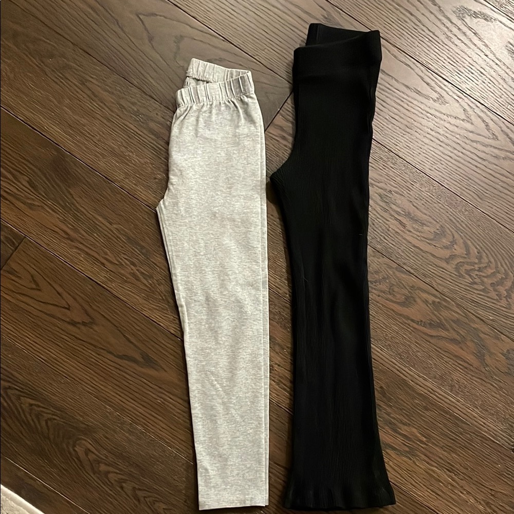 GAP XS 4-5yrs Black ribbed flares and Gray Leggings